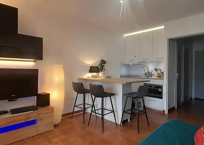 4 Pers Coeur Du Lavandou 5mn A Pied Des Plages Apartmán Le Lavandou