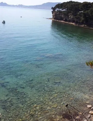 4 Pers Coeur Du Lavandou 5mn A Pied Des Plages * Le Lavandou