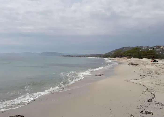 4 Pers Coeur Du Lavandou 5mn A Pied Des Plages Le Lavandou
