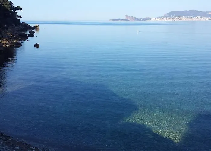 4 Pers Coeur Du Lavandou 5mn A Pied Des Plages Apartman