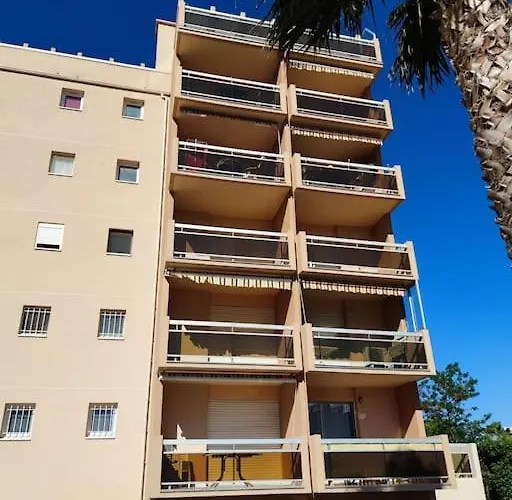 4 Pers Coeur Du Lavandou 5mn A Pied Des Plages Apartmán Le Lavandou
